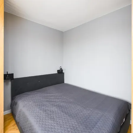 Piastowska 90a -b By Homeprime *