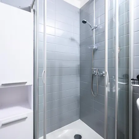 Piastowska 90a -b By Homeprime Gdańsk