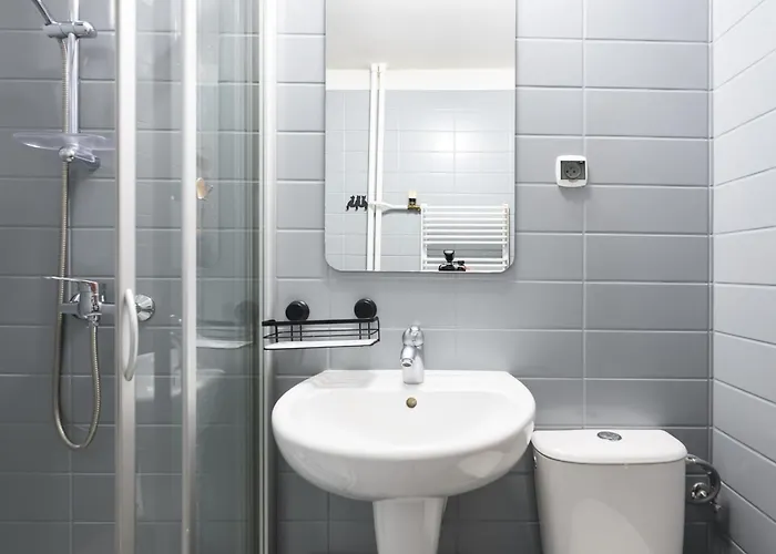 Piastowska 90a -b By Homeprime