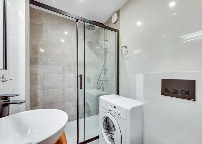 Piastowska 90a -b By Homeprime