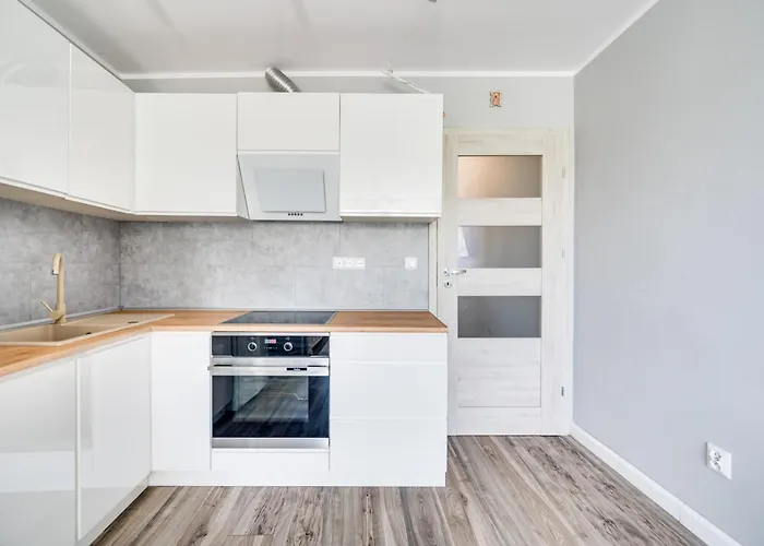 Piastowska 90a -b By Homeprime