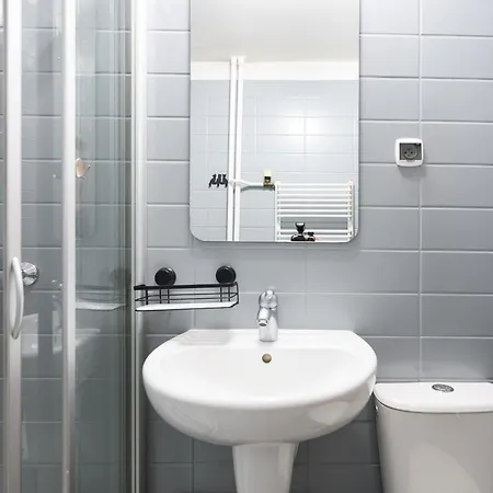 Piastowska 90a -b By Homeprime